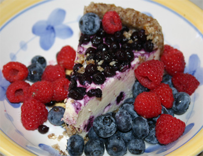 raw fruit pie with blueberries and raspberries